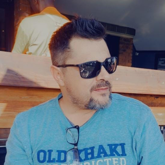 Ren Ferreira